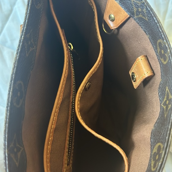 Louis Vuitton Monogram Small Handbag Pocketbook - Picture 9 of 11